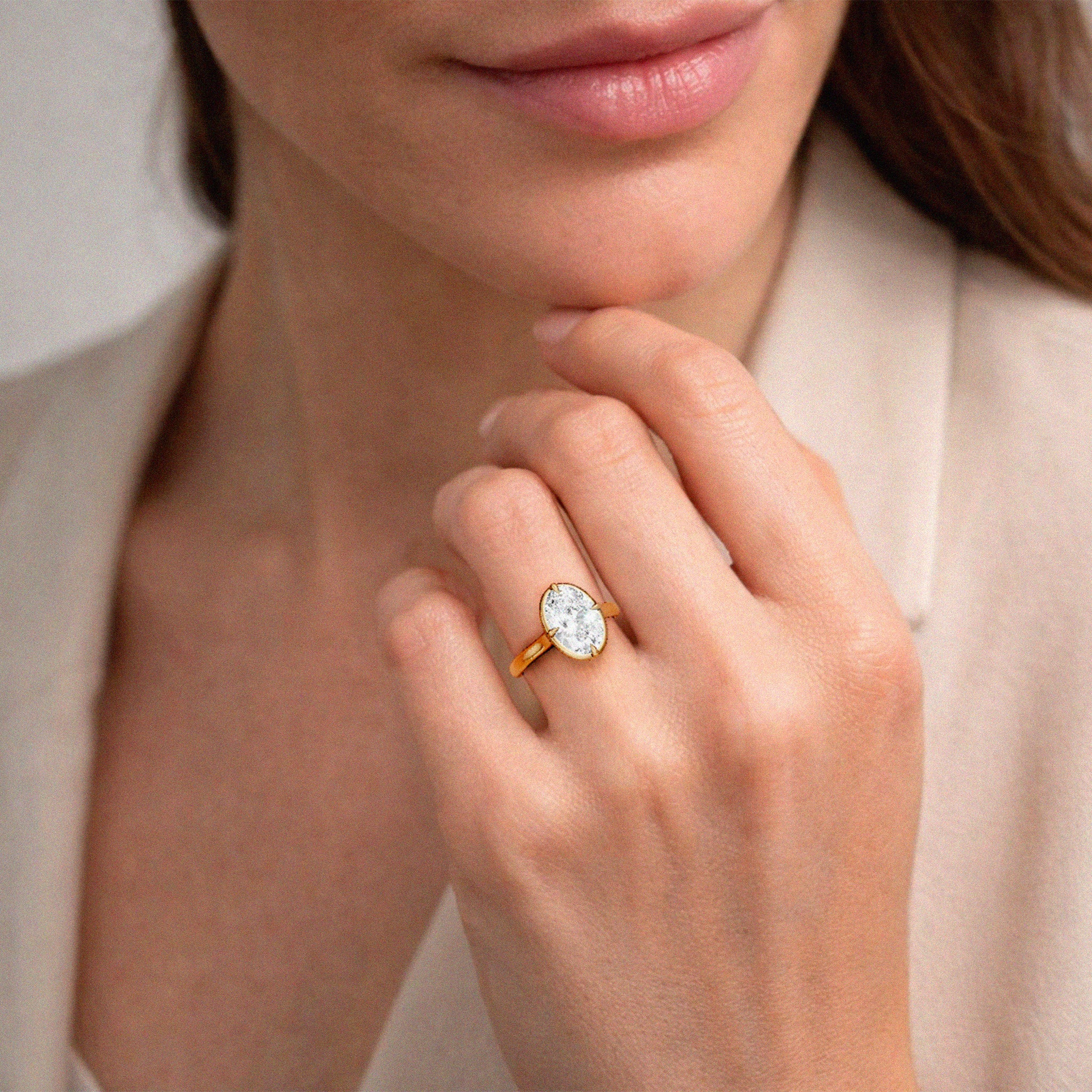 Collet Compass Set Cathedral Oval Ring