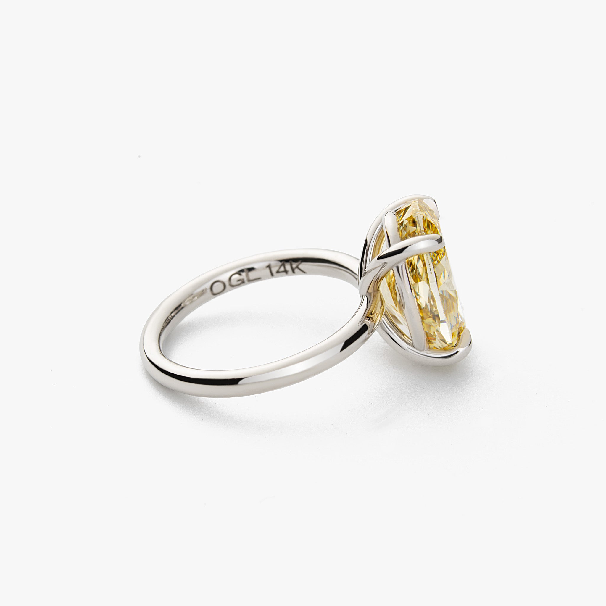 Solitaire Yellow Oval Ring